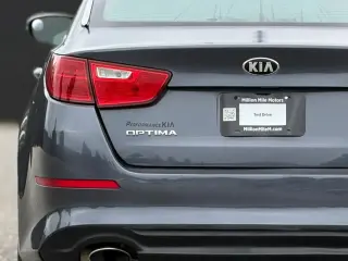 Kia Optima 2015 LX 4dr Sedán