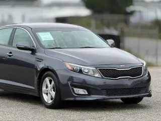 Kia Optima 2015 LX 4dr Sedán