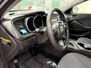 Kia Optima 2015 LX 4dr Sedán