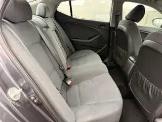 Kia Optima 2015 LX 4dr Sedán
