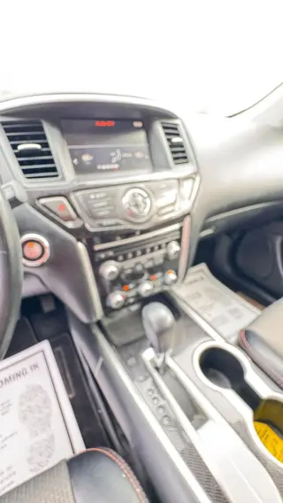 2019 Nissan PATHFINDER