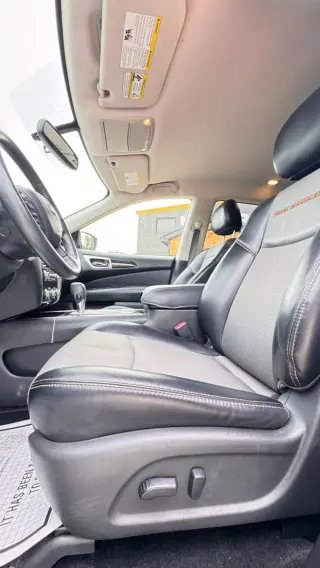 2019 Nissan PATHFINDER