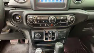 Jeep Wrangler Unlimited 2021 4x4 Sahara 4dr SUV
