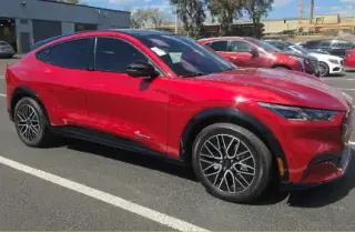 Ford Mustang Mach-E 2024 Premium 4dr SUV