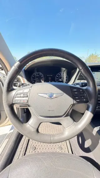 2017 Genesis G80