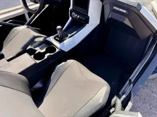 2021 POLARIS SLINGSHOT S