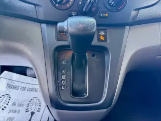 2016 NISSAN NV200