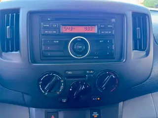 2016 NISSAN NV200
