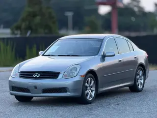 INFINITI G35 2006 4 Sedán con Automático