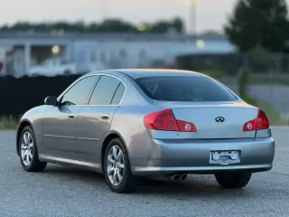 INFINITI G35 2006 4 Sedán con Automático