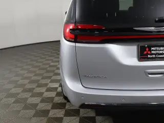 Chrysler Pacifica 2024 Touring L 4dr Mini-Van