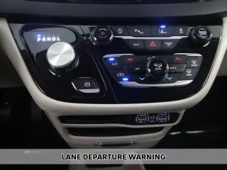Chrysler Pacifica 2024 Touring L 4dr Mini-Van