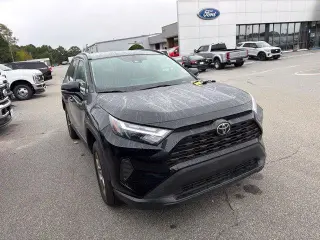 Toyota RAV4 2024 XLE 4dr SUV