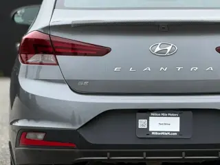 Hyundai ELANTRA 2019 SE 4 puertas Sedán 6M