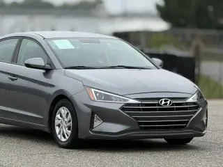 Hyundai ELANTRA 2019 SE 4 puertas Sedán 6M
