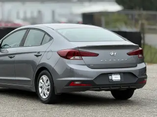 Hyundai ELANTRA 2019 SE 4 puertas Sedán 6M