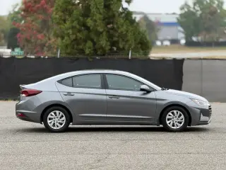 Hyundai ELANTRA 2019 SE 4 puertas Sedán 6M