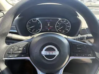 Nissan Altima 2025 2.5 SV 4dr Sedán