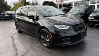 2021 CHRYSLER PACIFICA