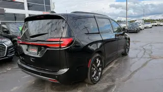2021 CHRYSLER PACIFICA