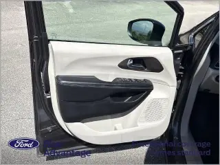 Chrysler Voyager 2021 LXi 4dr Mini-Van