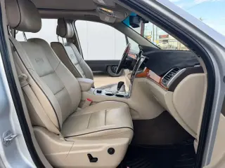 2011 Jeep GRAND CHEROKEE