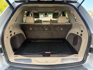 2011 Jeep GRAND CHEROKEE