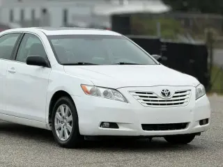Toyota Camry 2009 SE 4 Sedán 5A