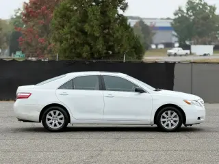 Toyota Camry 2009 SE 4 Sedán 5A