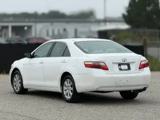 Toyota Camry 2009 SE 4 Sedán 5A