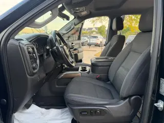 2019 Chevrolet SILVERADO 1500 CREW CAB
