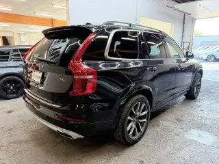 2017 Volvo XC90