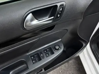 2012 Volkswagen JETTA SPORTWAGEN