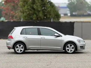 Volkswagen Golf 2017 TSI S 4dr Hatchback 6A