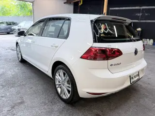 2015 Volkswagen E-GOLF