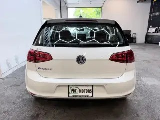 2015 Volkswagen E-GOLF