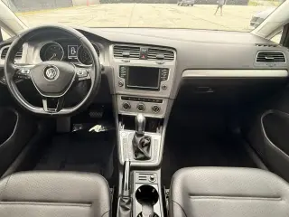 Volkswagen Golf 2017 TSI S 4dr Hatchback 6A