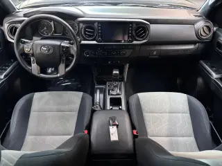 2020 Toyota TACOMA DOUBLE CAB