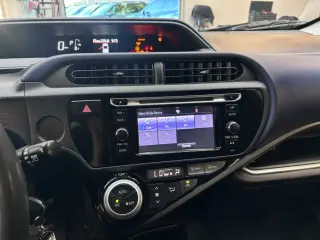 2016 Toyota PRIUS C