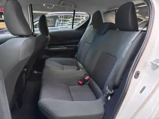 2016 Toyota PRIUS C