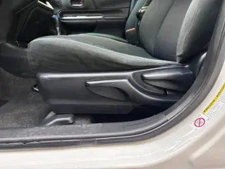 2016 Toyota PRIUS C