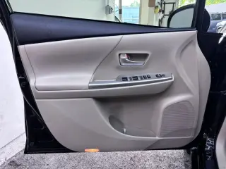2013 Toyota PRIUS V