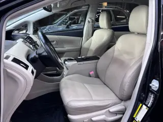 2013 Toyota PRIUS V
