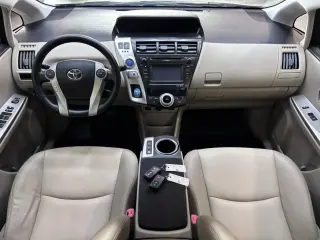 2013 Toyota PRIUS V