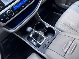 2018 Toyota HIGHLANDER HYBRID