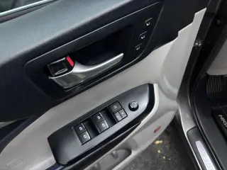2018 Toyota HIGHLANDER HYBRID