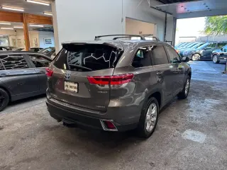 2018 Toyota HIGHLANDER HYBRID