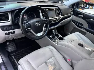 2018 Toyota HIGHLANDER HYBRID
