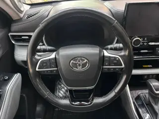 2023 Toyota HIGHLANDER HYBRID