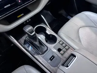2023 Toyota HIGHLANDER HYBRID